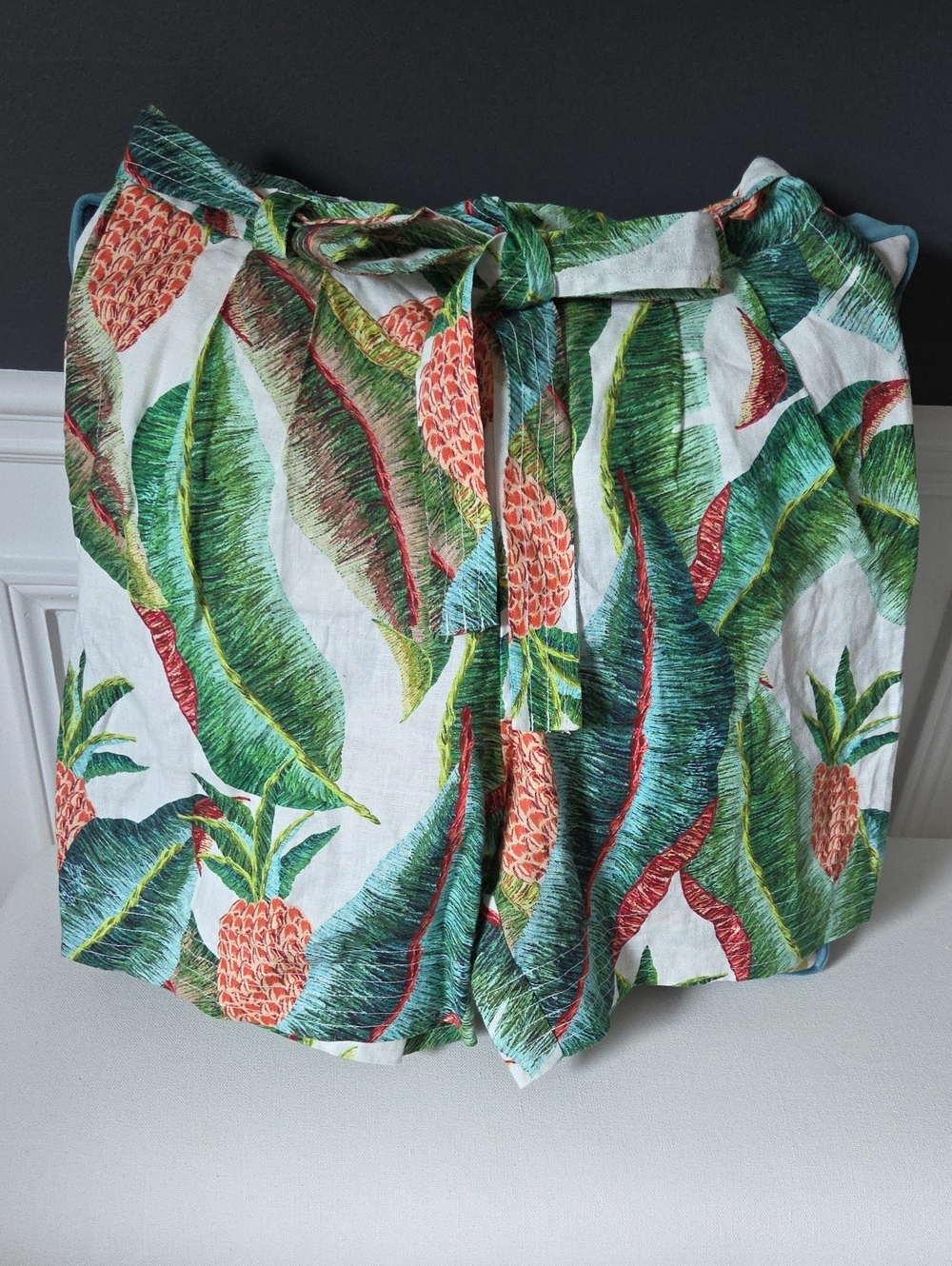 FARM Rio Pineapple Print Tie-Waist Shorts - Green & Coral Size L